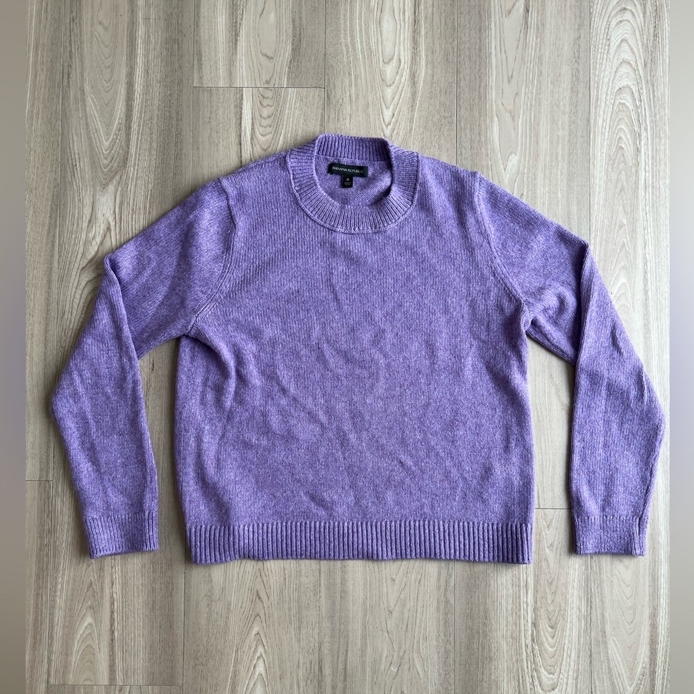 Banana Republic Lavender Crew Neck Sweater